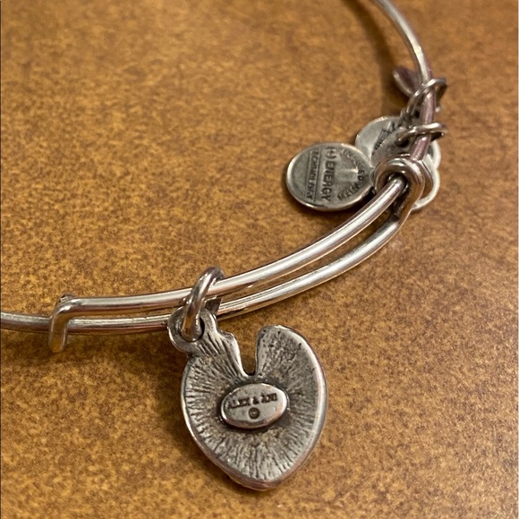 Lily pad Alex and Ani bracelet - Picture 3 of 3